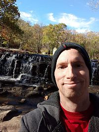 Mikeyred40 profile photo