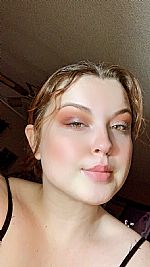 Alyssaraines16 profile photo