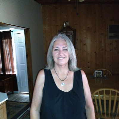 Sharonneedham1 profile photo