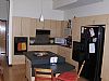 6Northgirl room listing photo