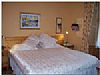 Slmole room listing photo