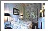 Jamesalex room listing photo