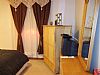 Toehead room listing photo