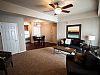 Hollyh09 room listing photo