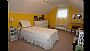 Chrissyfinnigan room listing photo