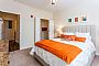 Staceyrhodes room listing photo