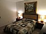 Barzilai room listing photo