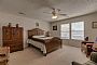 Jofie room listing photo