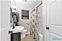 Kiknollins room listing photo