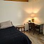 Steve123C room listing photo
