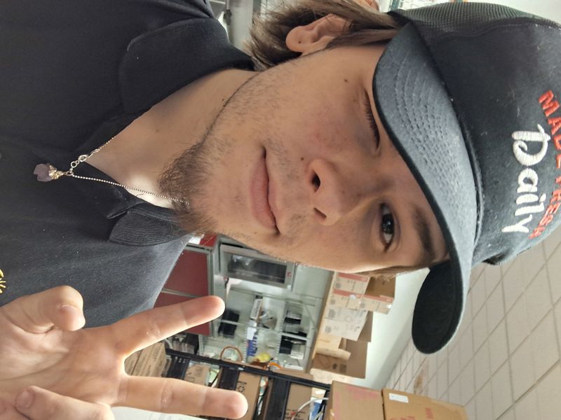 Vess profile photo