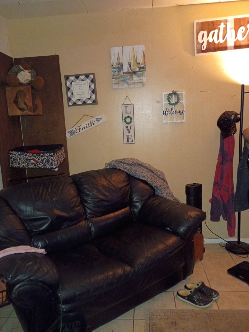 Teresa room listing photo